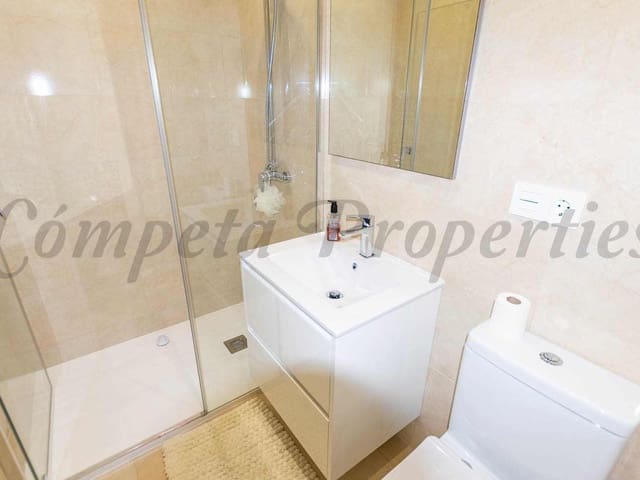 Image No.15-3 Bed Townhouse for sale