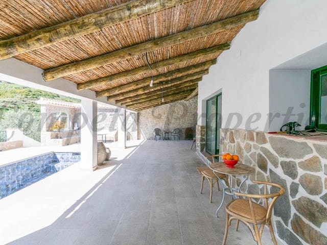 Image No.3-3 Bed Villa for sale