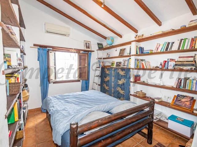 Image No.11-4 Bed Finca for sale