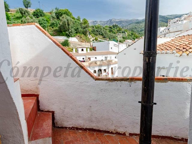 Image No.11-2 Bed Townhouse for sale