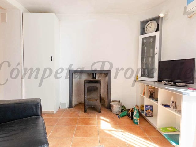 Image No.3-2 Bed Townhouse for sale