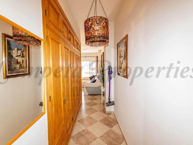 Image No.22-3 Bed Apartment for sale