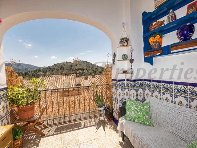 Image No.25-3 Bed Apartment for sale