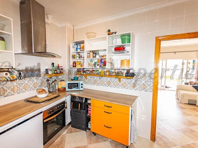 Image No.7-3 Bed Apartment for sale