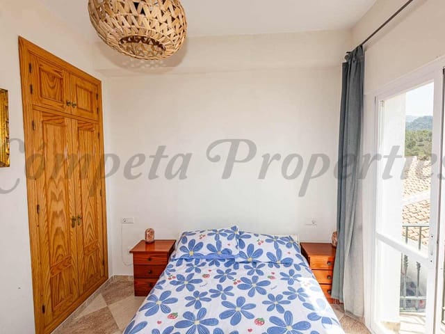 Image No.9-3 Bed Apartment for sale