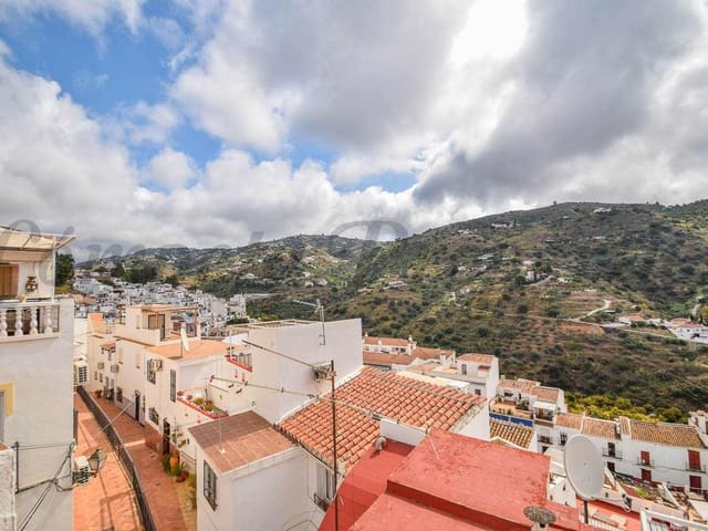 Image No.20-2 Bed Townhouse for sale