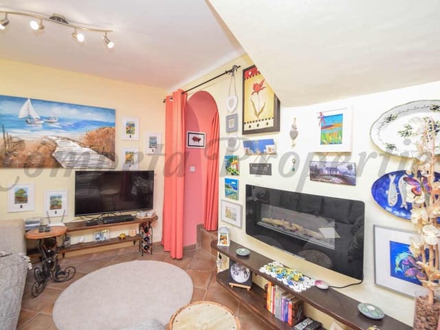 Image No.6-2 Bed Townhouse for sale