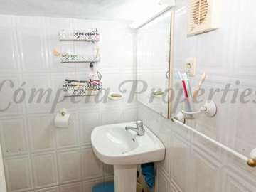 415672208original