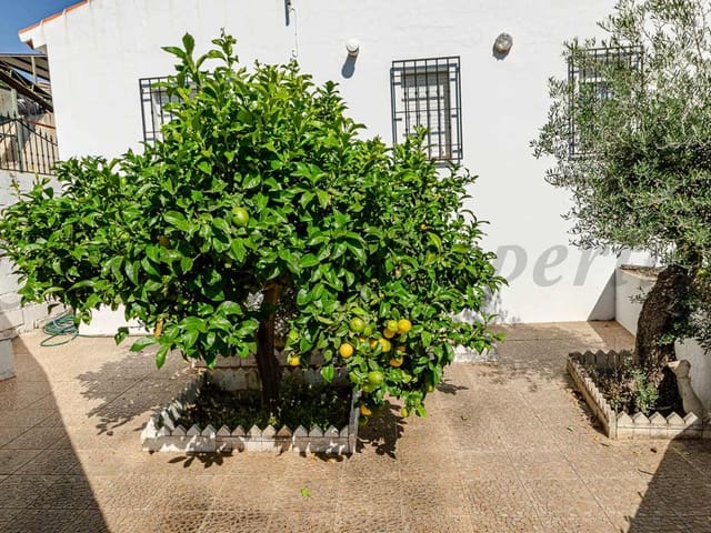 Image No.17-2 Bed Villa for sale