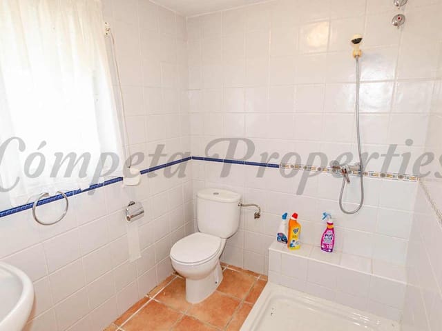 Image No.20-2 Bed Villa for sale