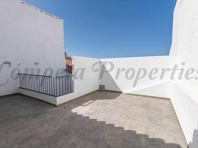 Image No.13-2 Bed Townhouse for sale