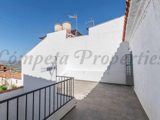 Image No.2-2 Bed Townhouse for sale