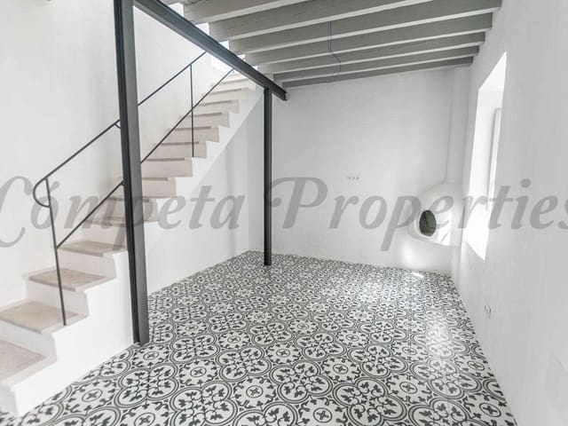 Image No.3-2 Bed Townhouse for sale