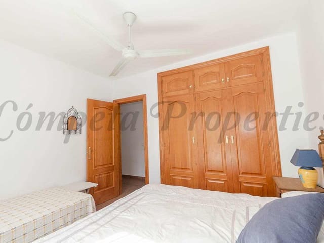 Image No.10-4 Bed Villa for sale