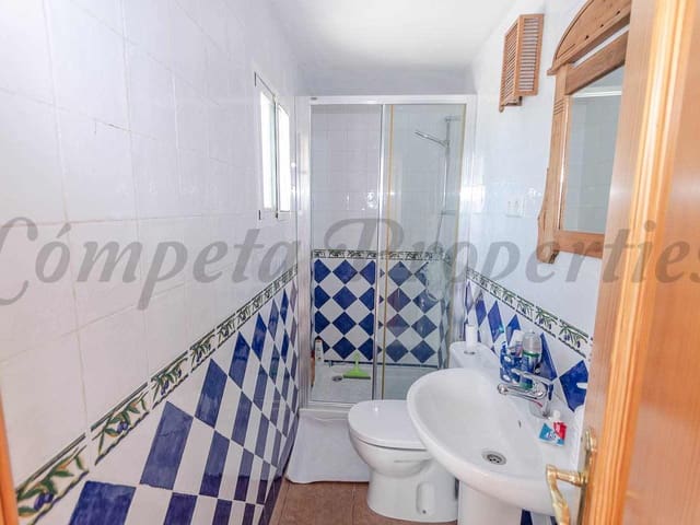 Image No.18-4 Bed Villa for sale