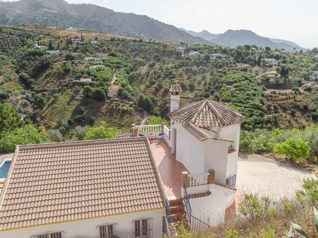 Image No.25-4 Bed Villa for sale