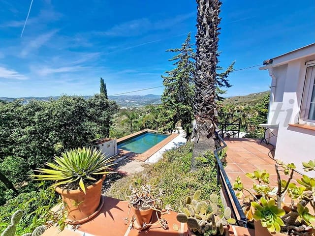 Image No.2-Villa de 4 chambres à vendre à Vélez-Málaga