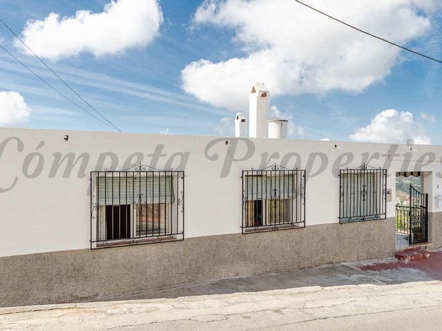 Image No.2-4 Bed Townhouse for sale