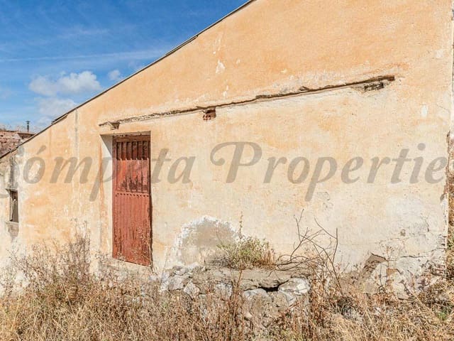 Image No.20-4 Bed Townhouse for sale