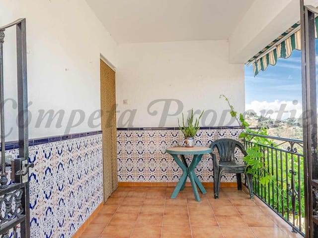 Image No.3-4 Bed Townhouse for sale
