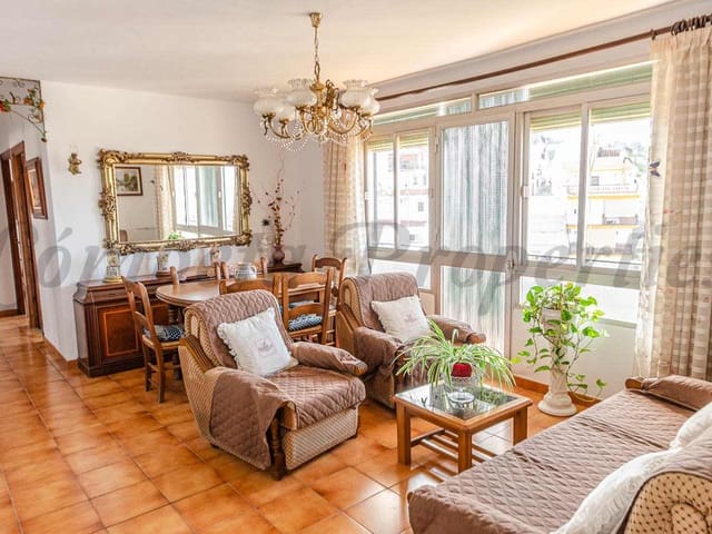 Image No.4-4 Bed Townhouse for sale