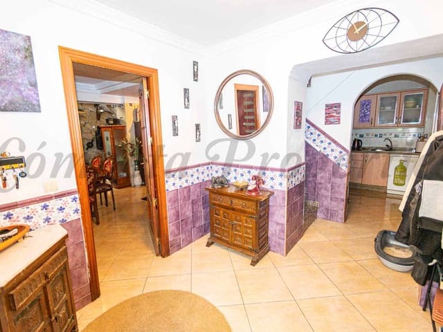 Image No.2-Maison de ville de 4 chambres à vendre à Torrox