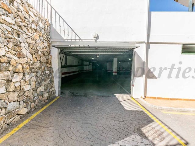 Image No.18-3 Bed Apartment for sale