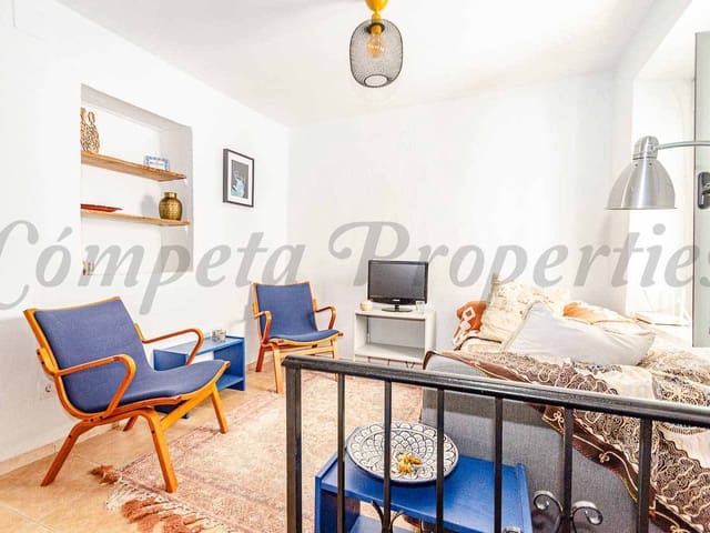 Image No.2-2 Bed Townhouse for sale