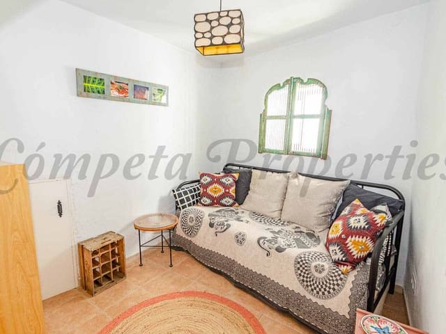 Image No.4-2 Bed Townhouse for sale