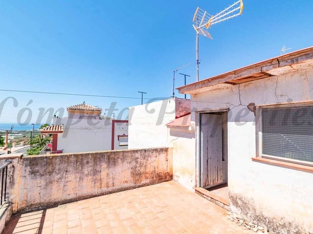 Image No.18-3 Bed Townhouse for sale