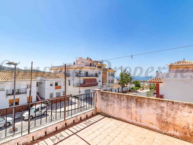 Image No.2-3 Bed Townhouse for sale