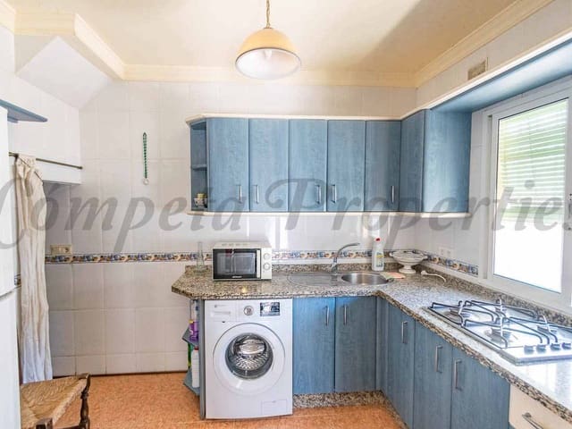 Image No.6-3 Bed Townhouse for sale