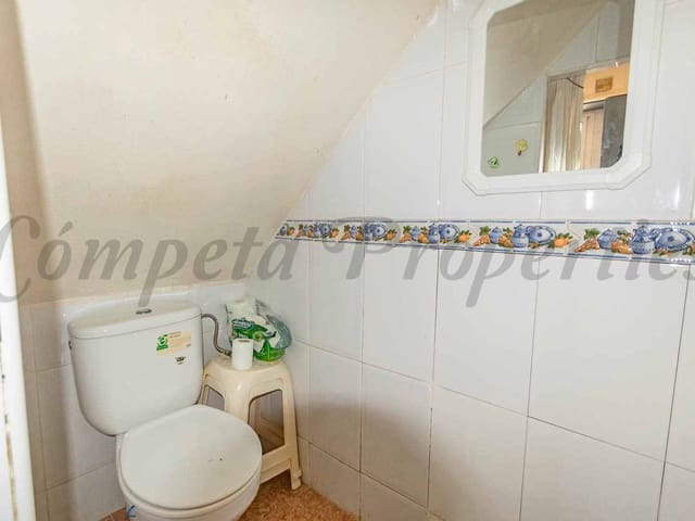 Image No.8-3 Bed Townhouse for sale