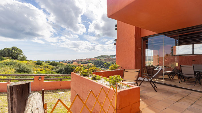Image No.1-3 Bed Property for sale