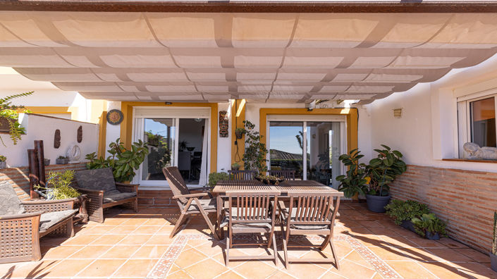 Image No.29-3 Bed Townhouse for sale