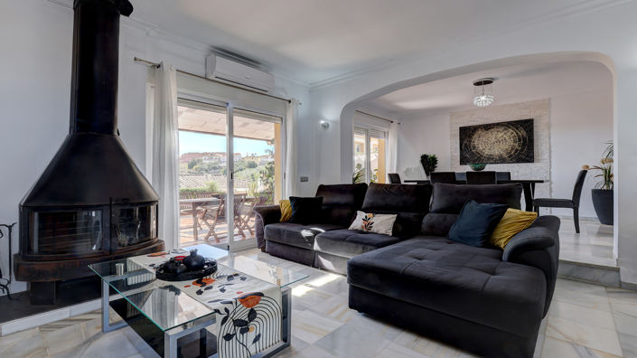 Image No.2-3 Bed Townhouse for sale