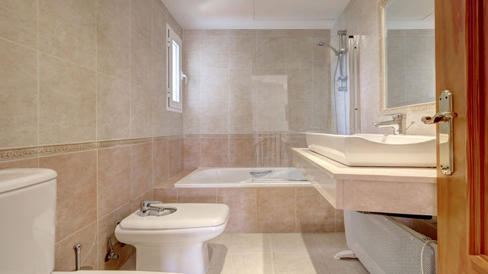 Image No.24-5 Bed Villa for sale