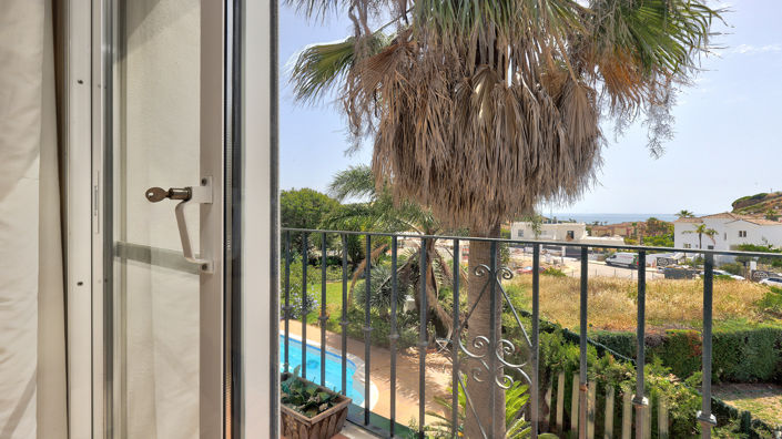 Image No.37-5 Bed Villa for sale