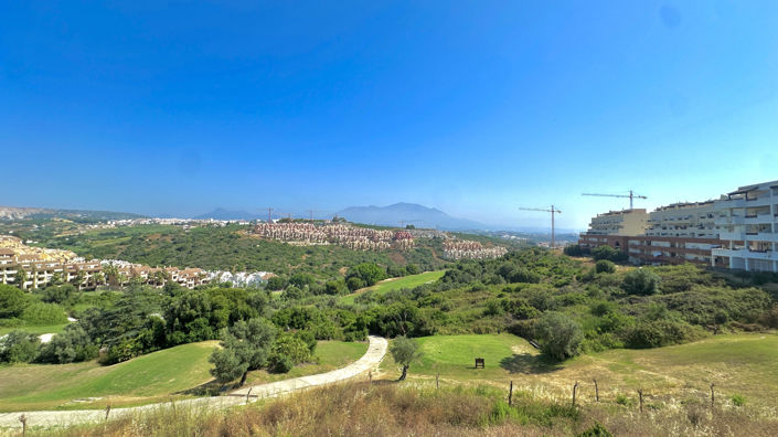 Image No.20-2 Bed Apartment for sale