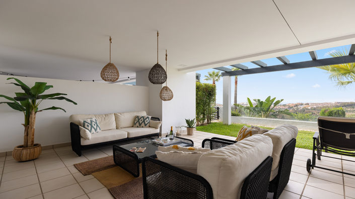 Image No.2-2 Bed Property for sale