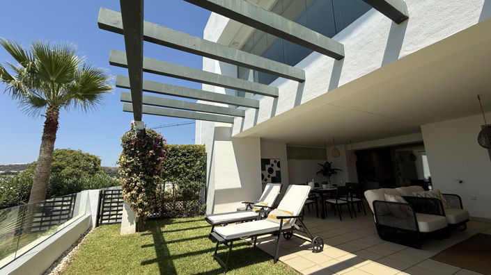 Image No.21-2 Bed Property for sale