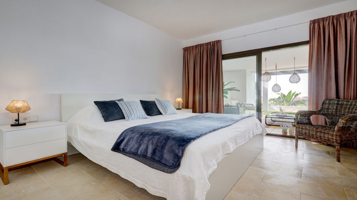 Image No.27-2 Bed Property for sale