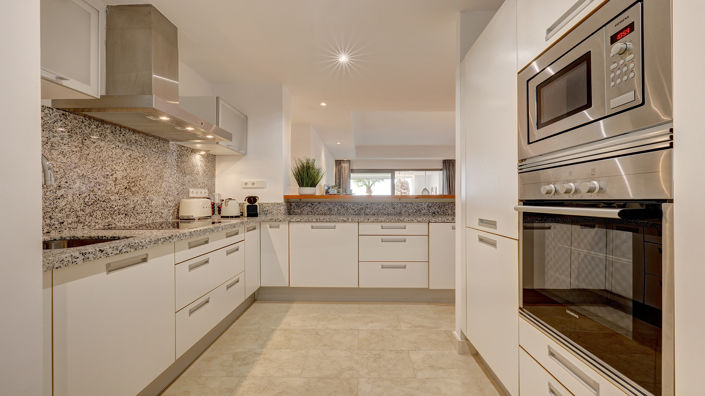 Image No.7-2 Bed Property for sale