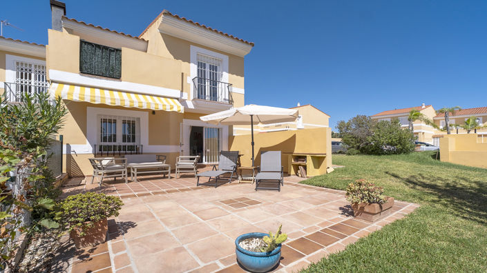 Manilva, Townhouse