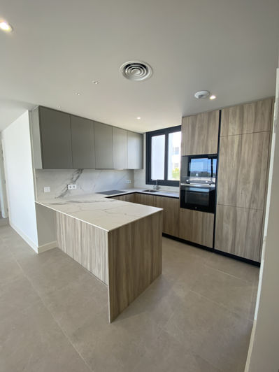 Image No.17-3 Bed Penthouse for sale