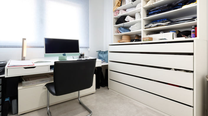 Image No.20-3 Bed Property for sale