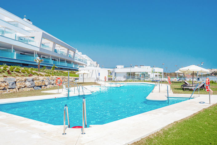 Image No.23-3 Bed Property for sale