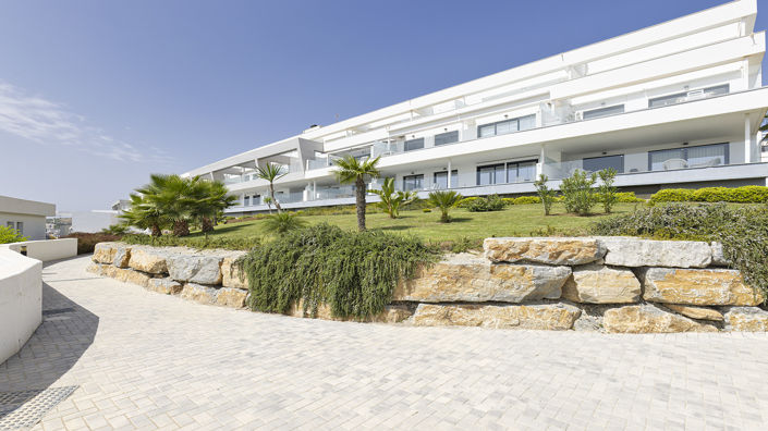 Image No.38-3 Bed Property for sale