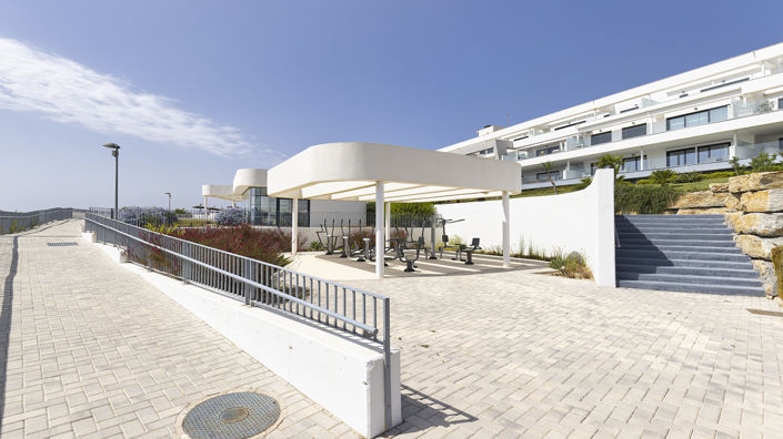 Image No.39-3 Bed Property for sale