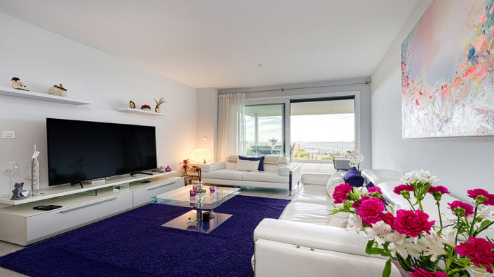 Image No.4-3 Bed Property for sale